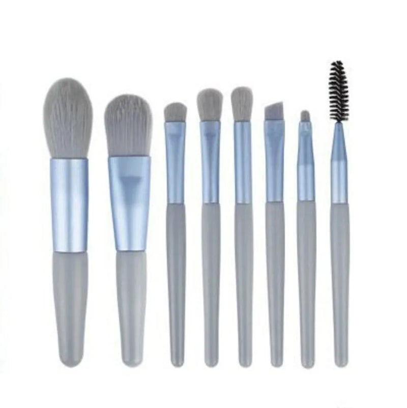 Kit com 8 Pincéis de Maquiagem Modernos + Estojo Transparente